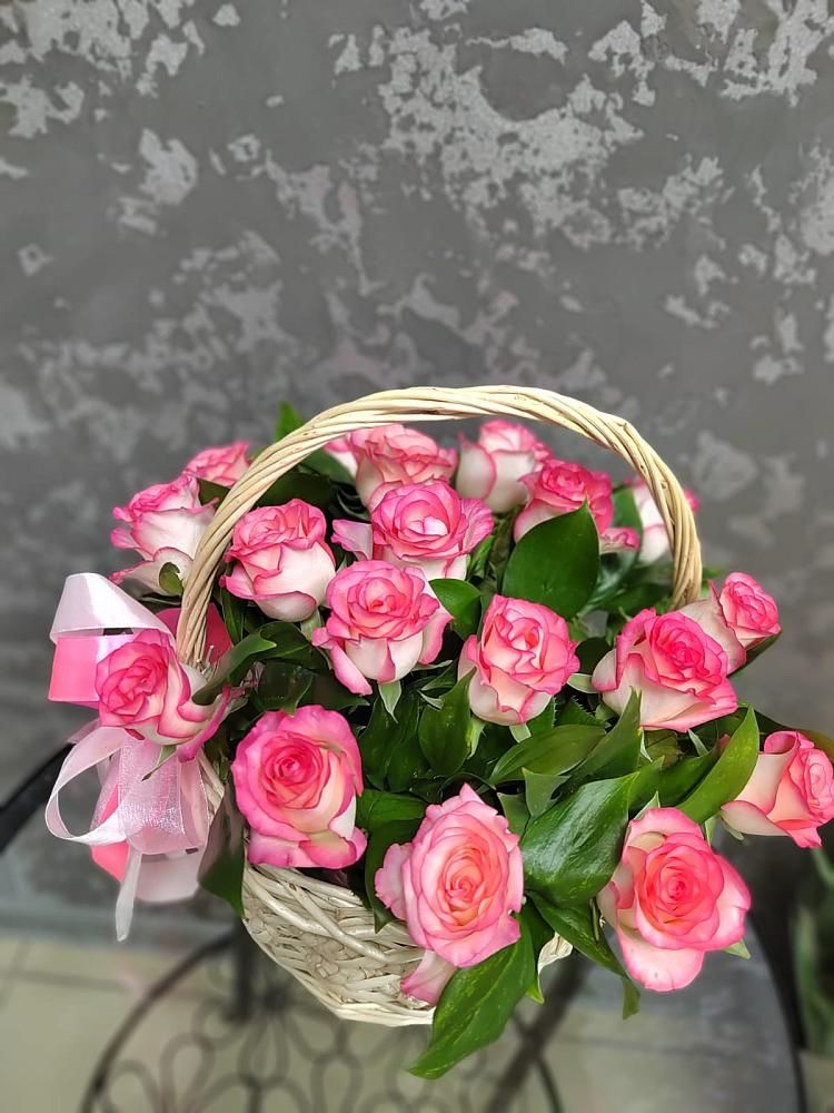 Цветочная композиция из Розы в корзине в Ага-Батыре