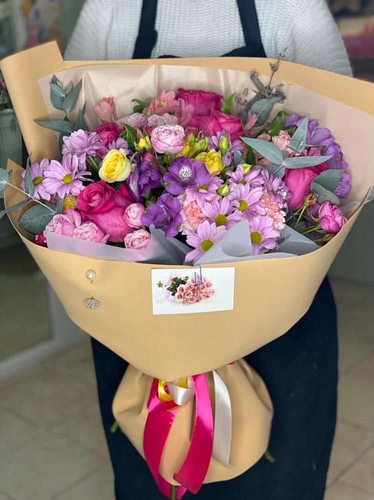 Букет цветов из: Хризантемы, Гвоздики и Альстромерии в Ага-Батыре