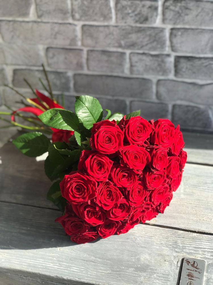 Букет Красные розы Фридом в Ага-Батыре