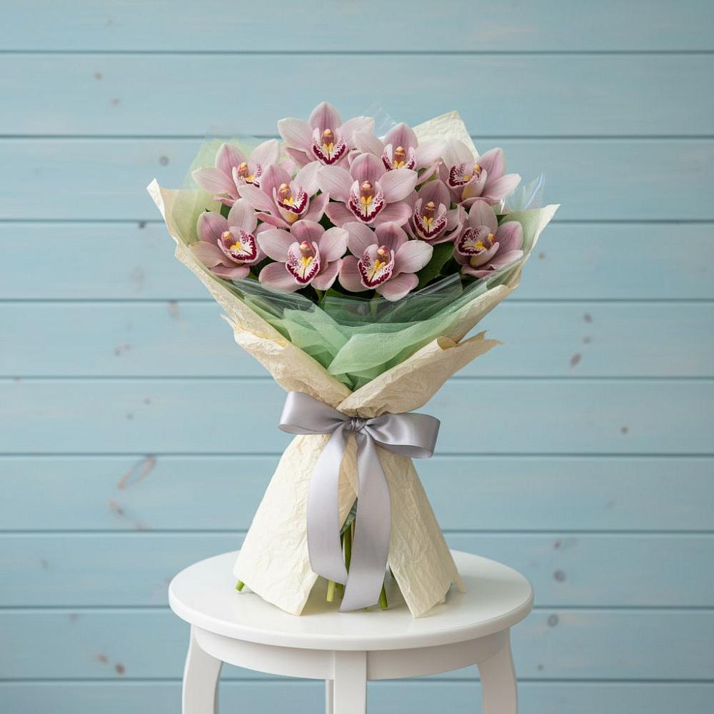 Букет цветов из: Орхидеи и Розы в Ага-Батыре