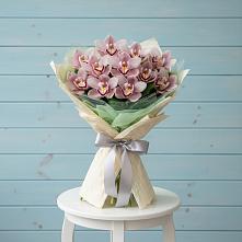 Букет цветов из:  Орхидеи и Розы в Ага-Батыре