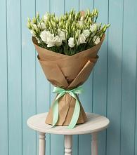 Букет цветов из:  Лизиантусы в Ага-Батыре