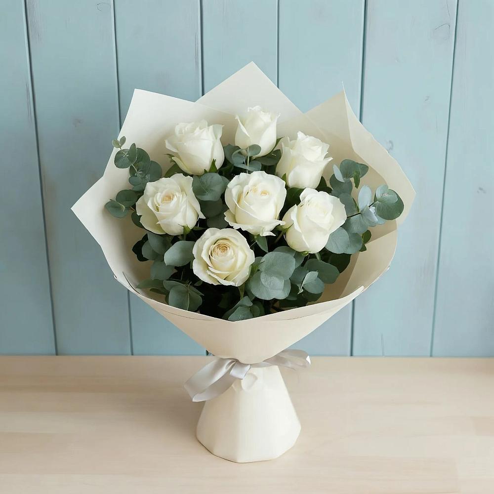 Букет Белые розы в Эвкалипте в Ага-Батыре