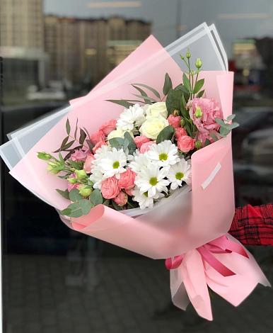 Букет цветов из: Розы, Лизиантусы и Хризантемы в Ага-Батыре