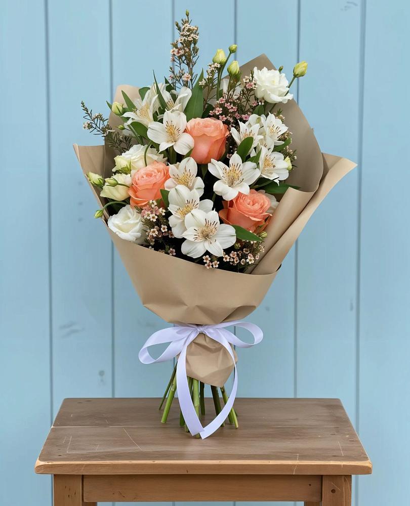 Букет цветов из: Альстромерии, Лизиантусы, Розы и Хризантемы в Ага-Батыре